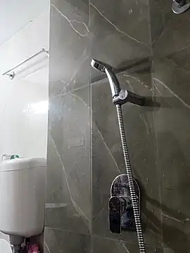 boyfromMum bai online show from 04/15/26, 07:51