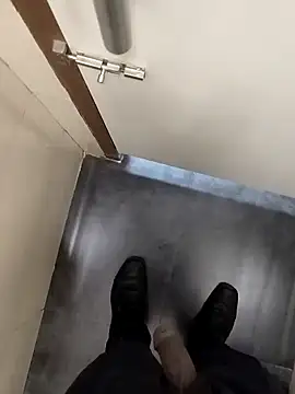 boyfromMum bai online show from 04/07/26, 07:21