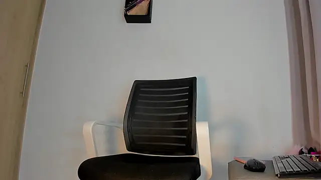 Nanny 11 online show from 04/06/26, 11:06