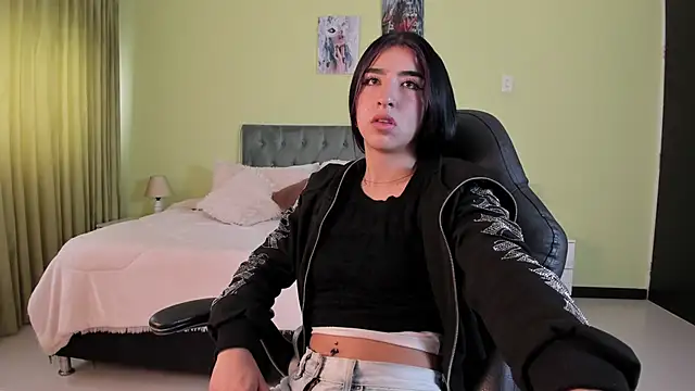 Celeste Rous   online show from 04/10/26, 12:34