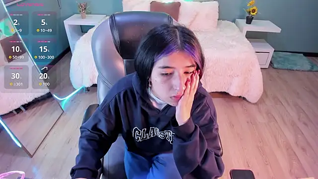 Celeste Rous   online show from 03/19/26, 01:00