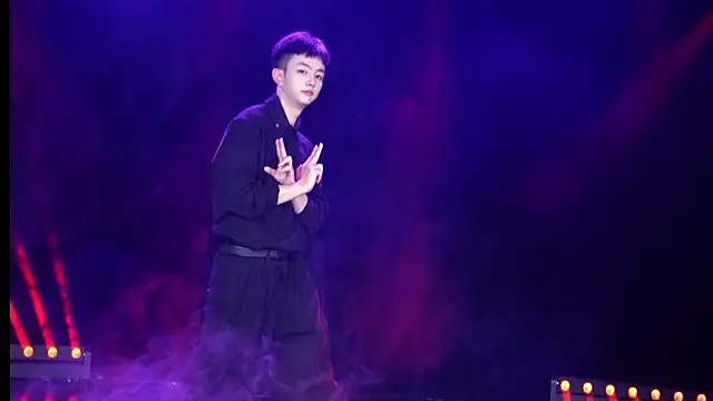 Snapshot of BOYgayHouse- chatting on 12/04/25, 09:41 BOYgayHouse- online show from 12/04/25, 09:41