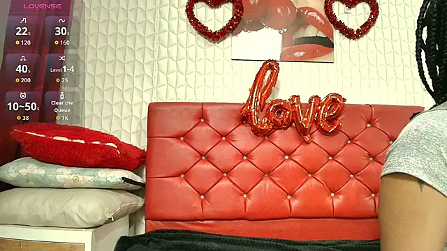 Elizabetth Roman online show from 03/15/26, 08:38