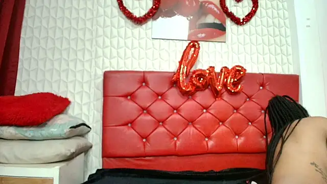 Elizabetth Roman online show from 04/06/26, 08:32