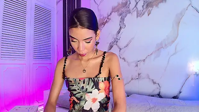 BellaHarpeer online show from 03/18/26, 08:10