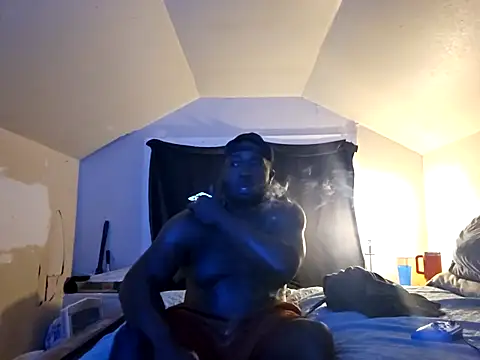 iLOVETRAY96 online show from 04/20/26, 07:11