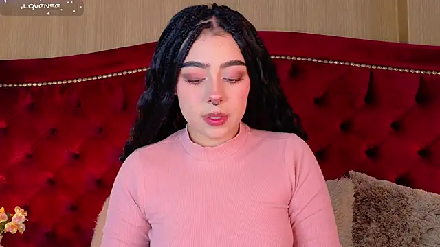 TaniaRedd  online show from 12/19/25, 01:46