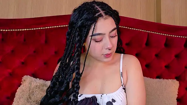 TaniaRedd  online show from 12/16/25, 01:48