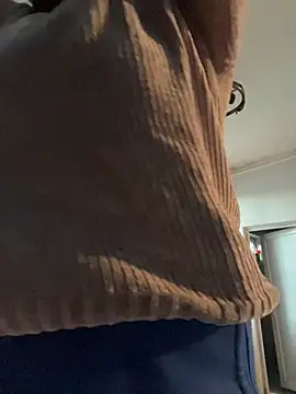 tesaa1212 online show from 01/10/26, 01:50