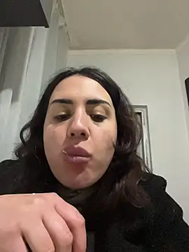 tesaa1212 online show from 12/15/25, 07:41