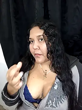 VaneandRossy online show from 12/16/25, 01:10