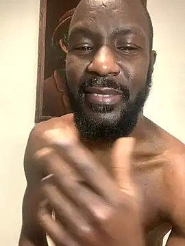 Snapshot of goldenshower2451 chatting on 12/13/25, 08:04 goldenshower2451 online show from 12/13/25, 08:04