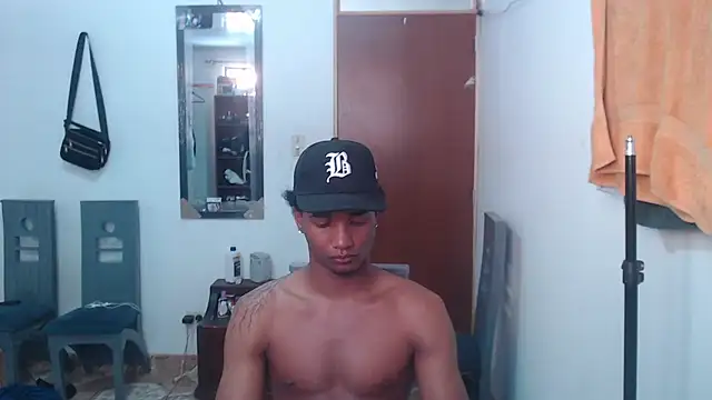 Dani browx online show from 12/15/25, 03:40