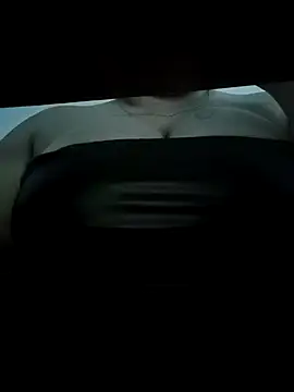 Snapshot of palomitka chatting on 12/18/25, 10:13 palomitka online show from 12/18/25, 10:13