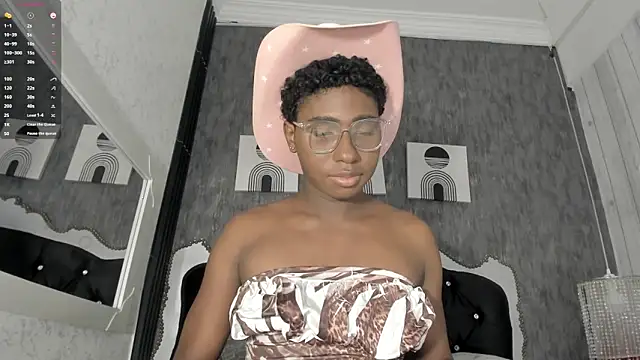 teylor lovee online show from 04/08/26, 08:10