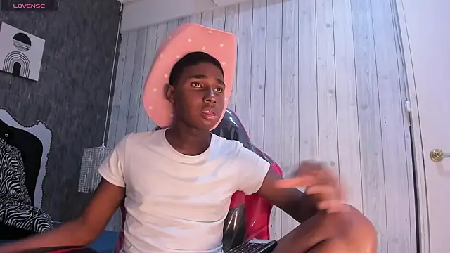 teylor lovee online show from 01/11/26, 09:11