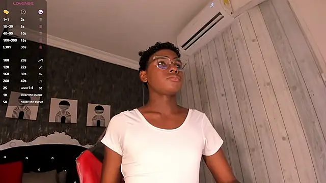 teylor lovee online show from 03/20/26, 08:54