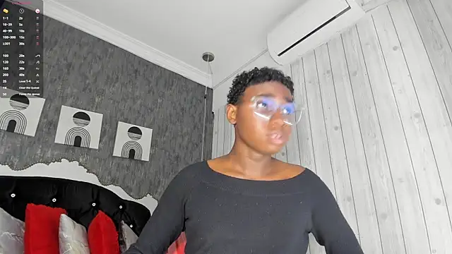 teylor lovee online show from 03/04/26, 09:11