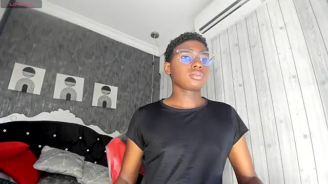 teylor lovee online show from 03/06/26, 08:37