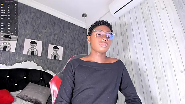 teylor lovee online show from 03/27/26, 09:16