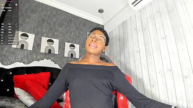 teylor lovee online show from 03/25/26, 07:57