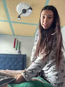 Alix Rousses21 online show from 01/07/26, 05:40