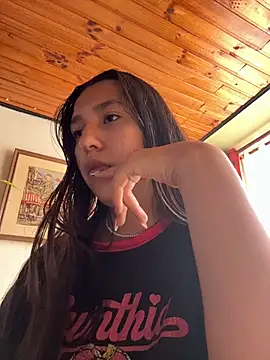 Alix Rousses21 online show from 03/31/26, 07:16