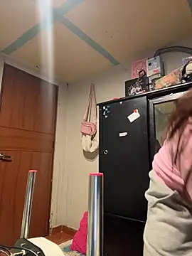 Alix Rousses21 online show from 04/11/26, 12:07