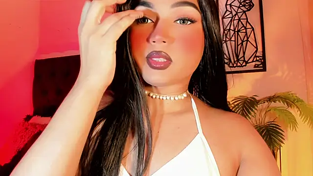 Snapshot of Zz_hornysTS_ chatting on 12/16/25, 04:55 Zz hornysTS online show from 12/16/25, 04:55