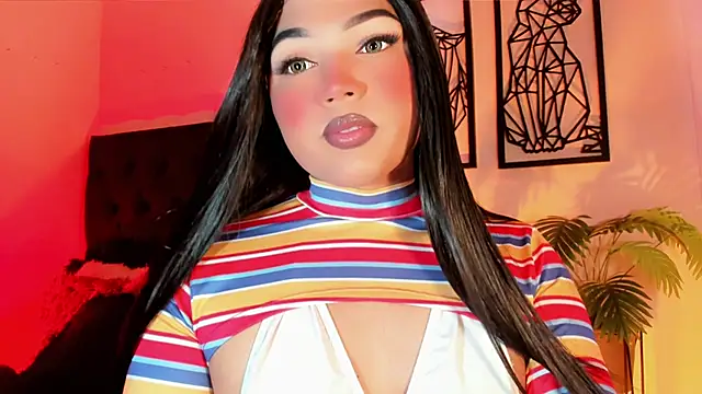 Snapshot of Zz_hornysTS_ chatting on 12/17/25, 04:56 Zz hornysTS online show from 12/17/25, 04:56