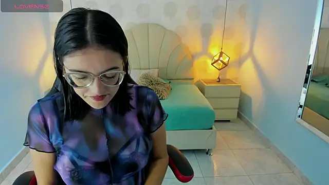 VENUSGREYS1 online show from 04/14/26, 11:48