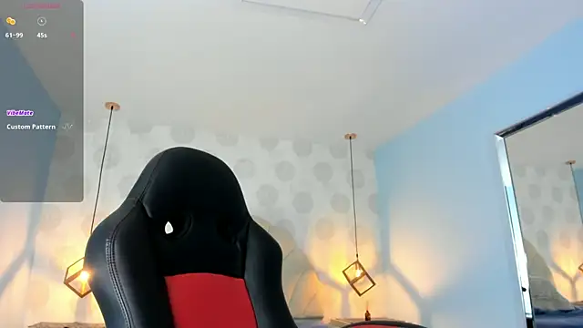 Snapshot of VENUSGREYS1 chatting on 05/09/26, 12:08 VENUSGREYS1 online show from 05/09/26, 12:08