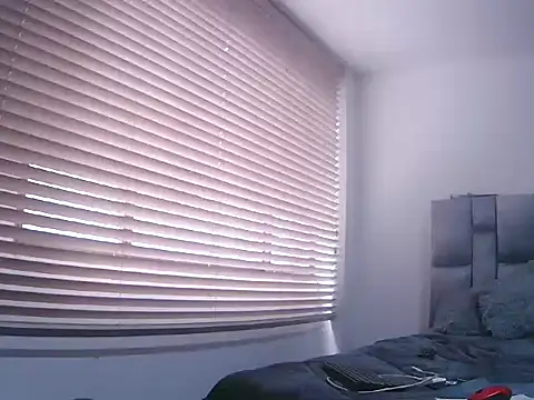 Fernanda andrew online show from 03/27/26, 04:08