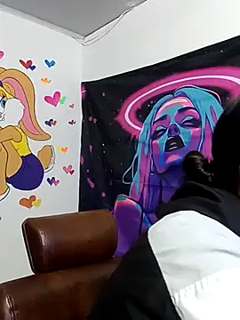 Snapshot of Fog_hot chatting on 12/17/25, 10:42 Fog hot online show from 12/17/25, 10:42