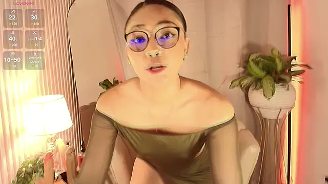 Mia mystic  online show from 02/13/26, 12:38