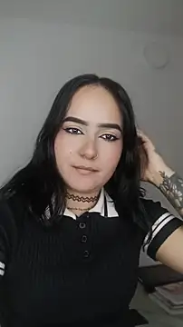 tiffanybrowm online show from 04/07/26, 01:29