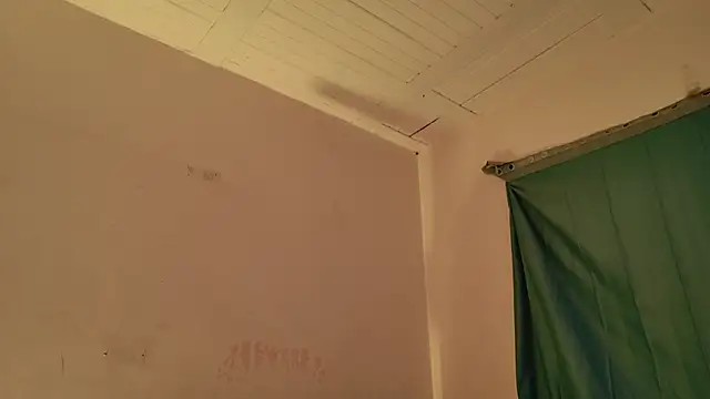 MoonLipsON- online show from 04/12/26, 05:33