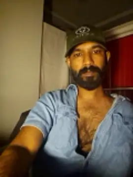 Snapshot of Bigkannan chatting on 06/02/26, 07:36 Bigkannan online show from 06/02/26, 07:36