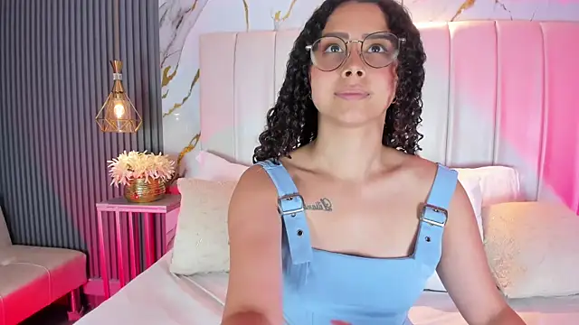 MarelynSummer online show from 02/05/26, 05:09