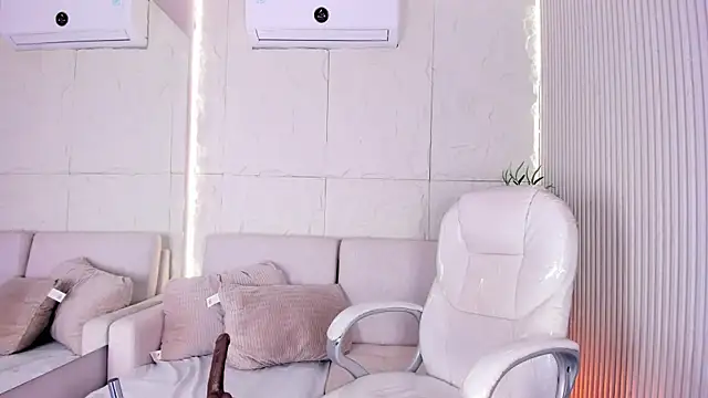 MarelynSummer online show from 04/15/26, 11:38