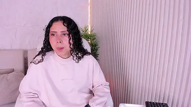 MarelynSummer online show from 04/23/26, 11:38