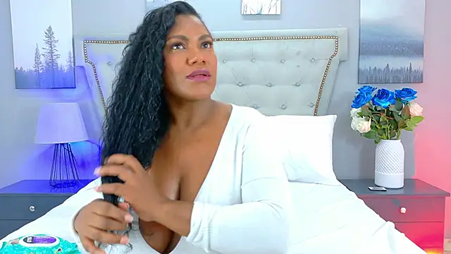 AnnieLeigt online show from 03/07/26, 01:05