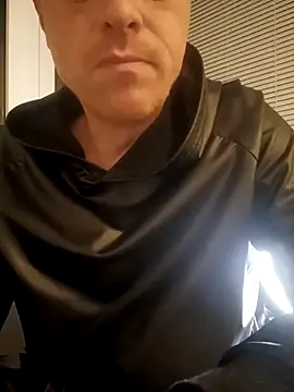 jefflatex45 online show from 12/03/25, 10:20