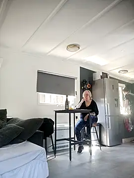 jefflatex45 online show from 04/24/26, 12:40