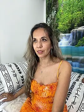 sandrafarrely online show from 01/16/26, 03:49