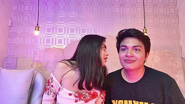 NatyAndAlex online show from 02/05/26, 09:43