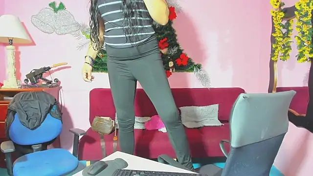 LesbianCouple02 online show from 12/16/25, 12:20