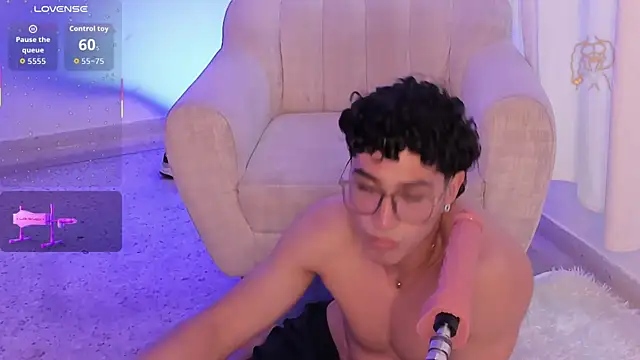 LittleMya  online show from 02/16/26, 09:34