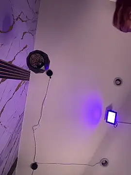 Snapshot of Francesca_Galeano chatting on 12/17/25, 08:47 Francesca Galeano online show from 12/17/25, 08:47