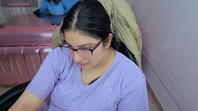 Snapshot of eva_smit_t chatting on 02/27/26, 02:45 eva smit t online show from 02/27/26, 02:45